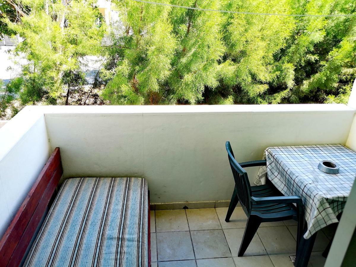 Faneromeni Court Apartment Пафос Екстериор снимка